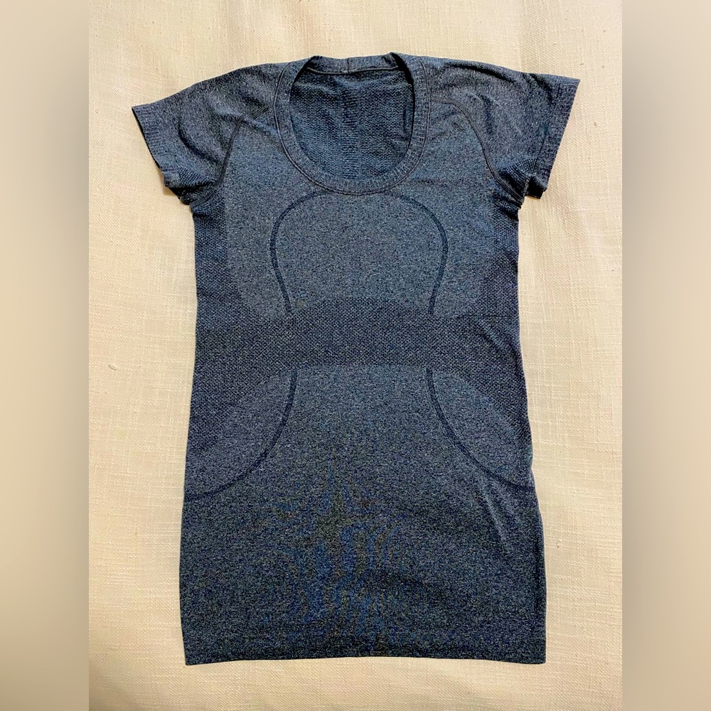 Lululemon Swiftly Tech Short-Sleeve Shirt in Charcoal
